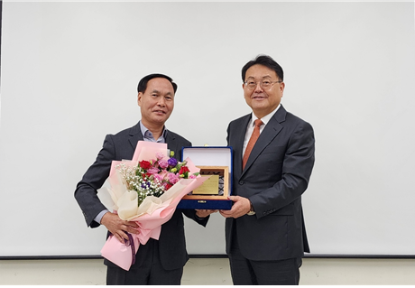 (재)경기대진테크노파크 한기남 본부장 감사패 수여식 (2023.10.16.)
